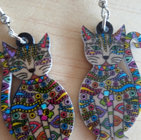 Colorful Cat Earrings, NEW - Picture 2 of 2